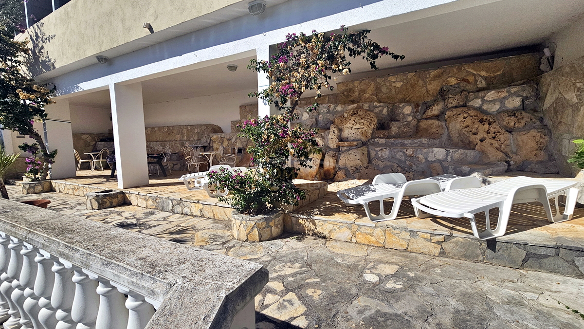 Bellissima casa dalmata a Sevid in ottima posizione con piscina e vista